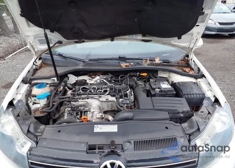 2012 Volkswagen Jetta Sportwagen 2.0L Tdi z USA, uszkodzony, nr VIN 3VWPL7AJ4CM686287